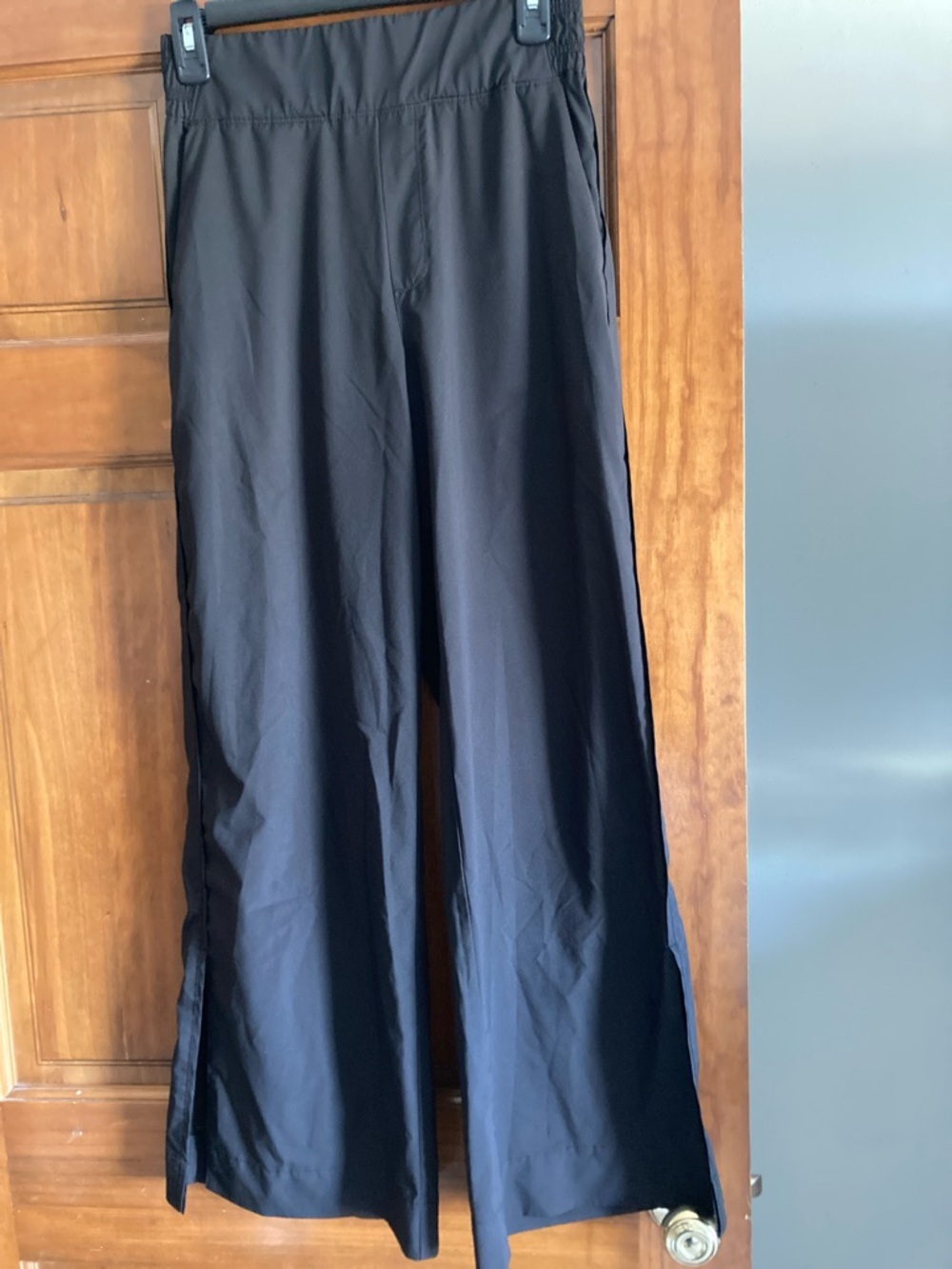 Black Wide-leg athletic split hem pants